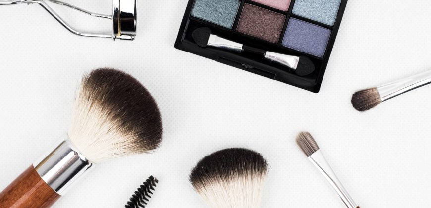 Customization and Personalization of Online Cosmetics